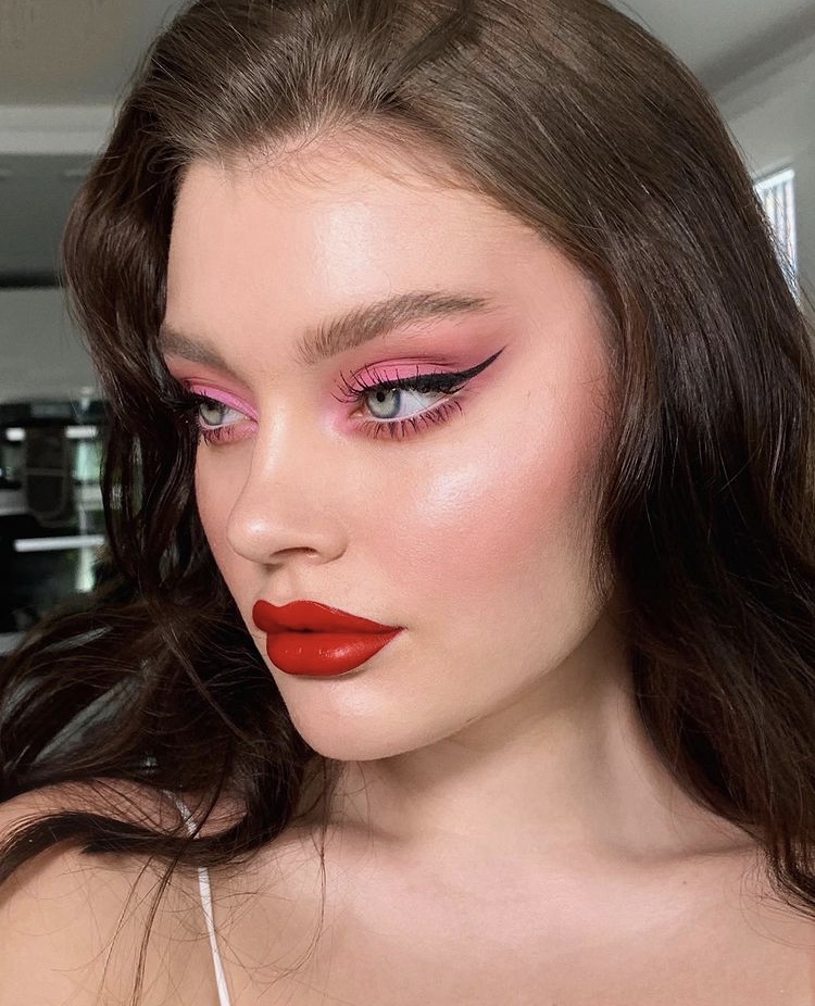 35 Stunning Red Lips Makeup Looks And Ideas Your Classy Look