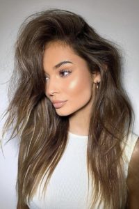5 Easy Ways to Get Voluminous Bouncy Hair - Your Classy Look