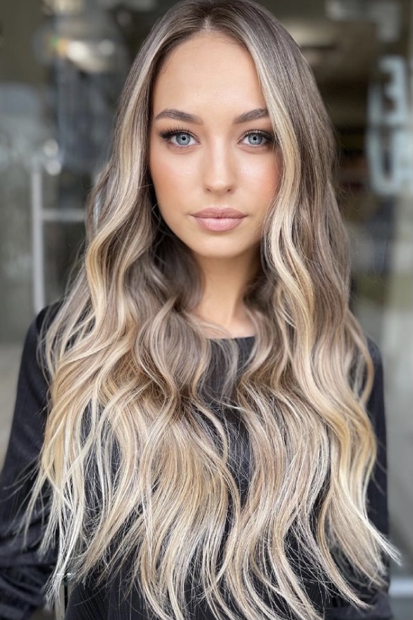 30 Best Hair Color Ideas with Face Framing Highlights - Your Classy Look