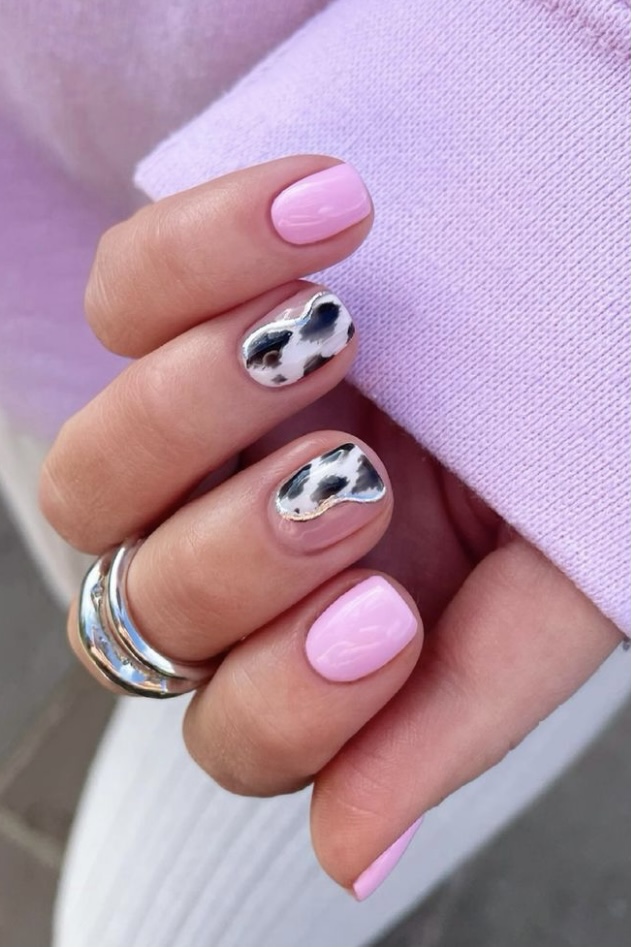 40 Trendy Nail Designs for Short Acrylic Nails - Your Classy Look