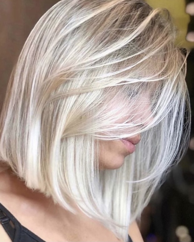 30 Bombshell Haircut Ideas for Medium Length Hair - Your Classy Look