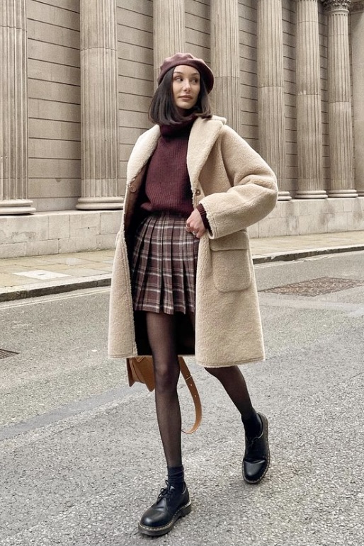 50 Street Style Winter Outfits to Stay Warm and Chic - Your Classy Look