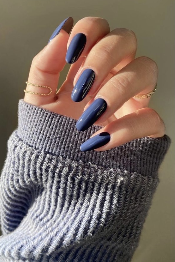 40 Classy Dark Nails That Are Worth Trying - Your Classy Look