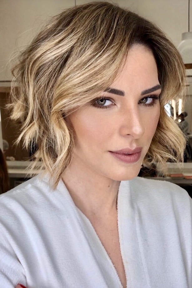 40 Stunning Wavy Bob Haircuts to Show Your Stylist - Your Classy Look