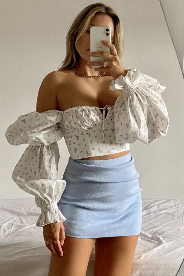 30 Soft Girl Aesthetic Outfits to Look Cute and Comfortable All at the ...
