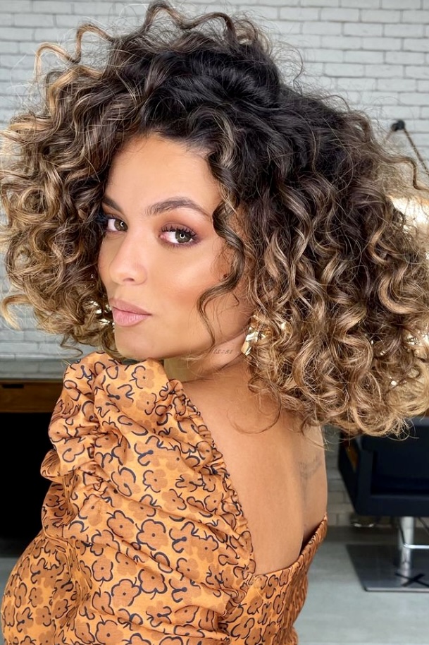 Stunning Curly Hair Color Ideas To Add Shine And Depth To Your Locks Your Classy Look