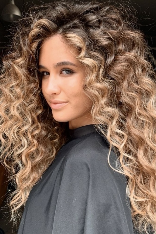 Stunning Curly Hair Color Ideas To Add Shine And Depth To Your Locks Your Classy Look