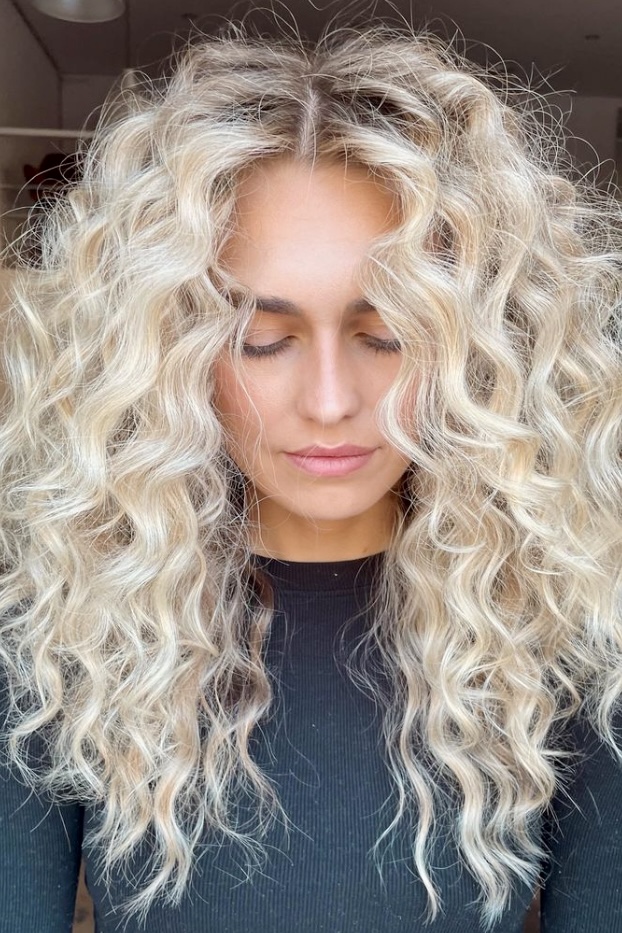 Stunning Curly Hair Color Ideas To Add Shine And Depth To Your Locks Your Classy Look