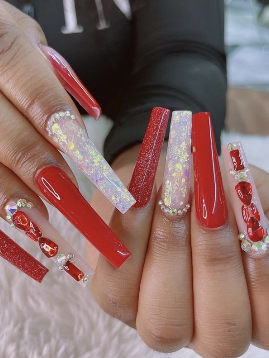 30 Fabulous Jeweled Nails to Add Glamour to Your Manicure - Your Classy ...